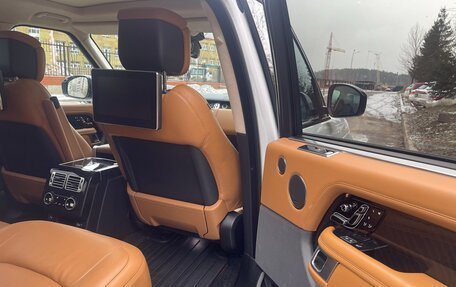 Land Rover Range Rover IV рестайлинг, 2018 год, 9 875 000 рублей, 16 фотография