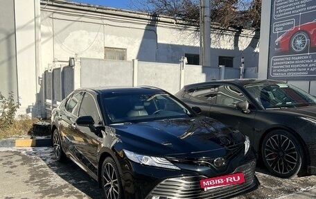 Toyota Camry, 2021 год, 3 980 000 рублей, 4 фотография