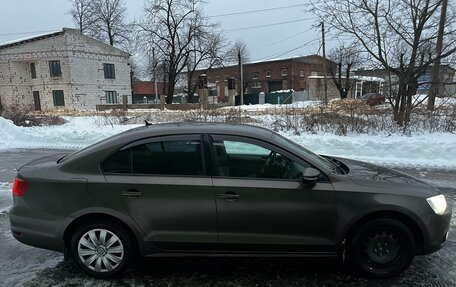 Volkswagen Jetta VI, 2012 год, 900 000 рублей, 6 фотография