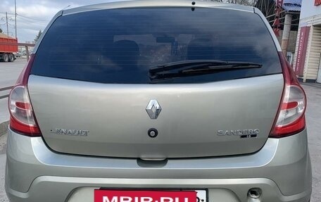 Renault Sandero I, 2010 год, 650 000 рублей, 6 фотография