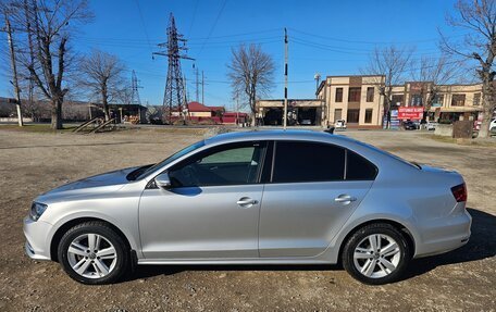 Volkswagen Jetta VI, 2017 год, 1 650 000 рублей, 4 фотография