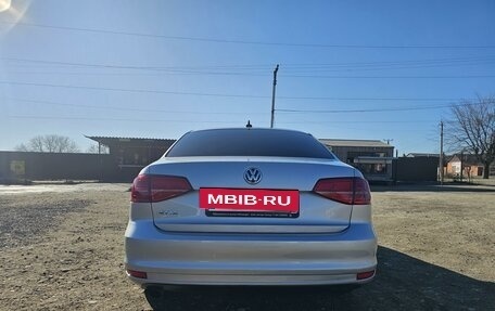 Volkswagen Jetta VI, 2017 год, 1 650 000 рублей, 2 фотография