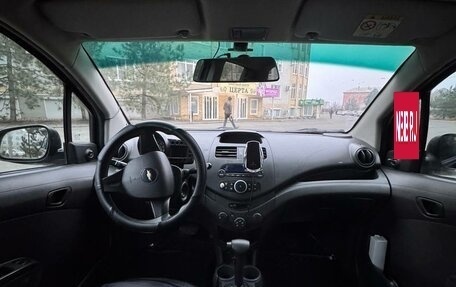 Chevrolet Spark III, 2013 год, 740 000 рублей, 10 фотография