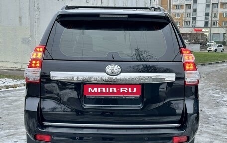 Toyota Land Cruiser Prado 150 рестайлинг 2, 2015 год, 4 649 000 рублей, 7 фотография