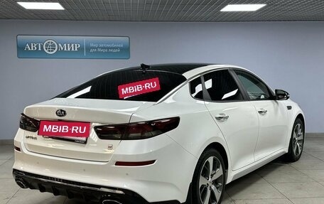 KIA Optima IV, 2019 год, 2 300 000 рублей, 5 фотография