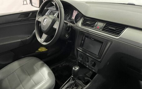 Skoda Rapid I, 2015 год, 1 329 000 рублей, 7 фотография