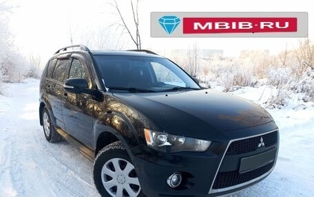 Mitsubishi Outlander III рестайлинг 3, 2011 год, 1 450 000 рублей, 2 фотография