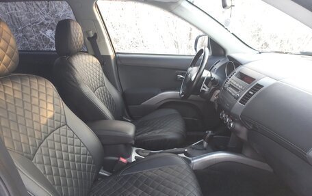 Mitsubishi Outlander III рестайлинг 3, 2011 год, 1 450 000 рублей, 35 фотография