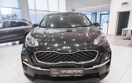 KIA Sportage IV рестайлинг, 2020 год, 2 710 000 рублей, 2 фотография