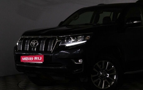 Toyota Land Cruiser Prado 150 рестайлинг 2, 2018 год, 5 489 000 рублей, 26 фотография