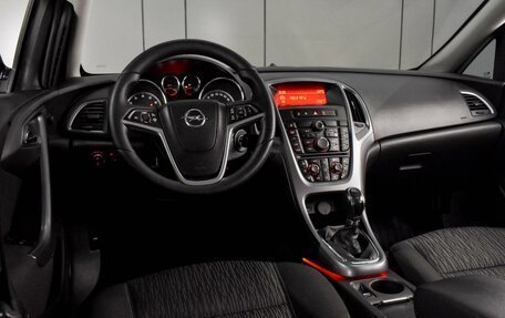 Opel Astra J, 2013 год, 950 000 рублей, 6 фотография