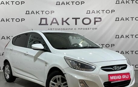 Hyundai Solaris II рестайлинг, 2013 год, 859 000 рублей, 3 фотография