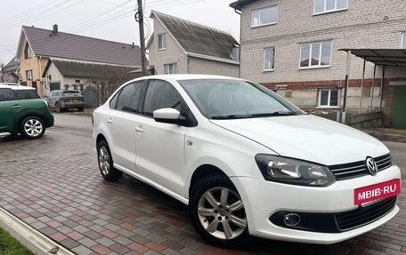 Volkswagen Polo VI (EU Market), 2013 год, 800 000 рублей, 3 фотография