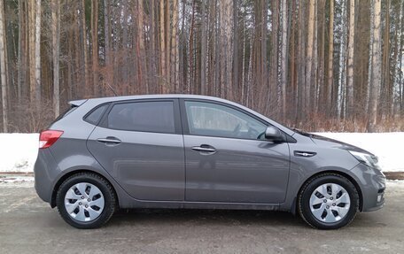 KIA Rio III рестайлинг, 2016 год, 1 000 000 рублей, 8 фотография