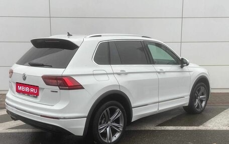 Volkswagen Tiguan II, 2019 год, 2 707 000 рублей, 6 фотография