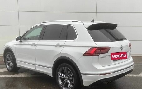 Volkswagen Tiguan II, 2019 год, 2 707 000 рублей, 4 фотография