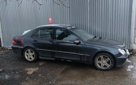 Mercedes-Benz C-Класс, 2001 год, 520 000 рублей, 3 фотография