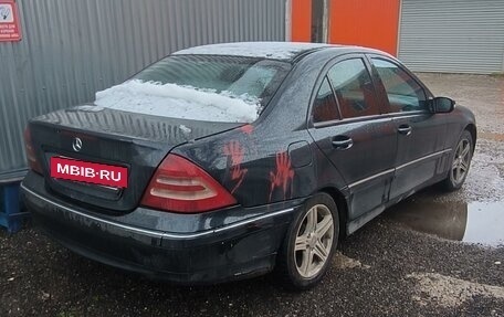 Mercedes-Benz C-Класс, 2001 год, 520 000 рублей, 4 фотография