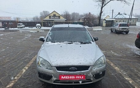 Ford Focus II рестайлинг, 2005 год, 415 000 рублей, 1 фотография