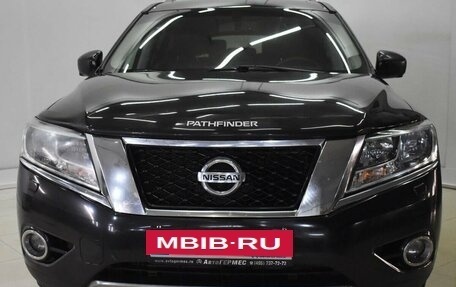 Nissan Pathfinder, 2015 год, 2 050 000 рублей, 2 фотография