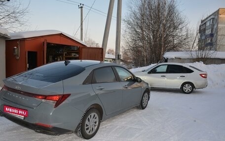 Hyundai Elantra, 2021 год, 2 300 000 рублей, 5 фотография