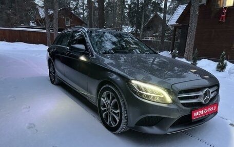 Mercedes-Benz C-Класс, 2019 год, 3 650 000 рублей, 1 фотография