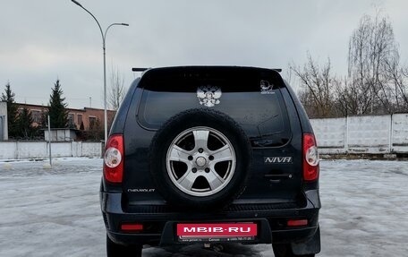 Chevrolet Niva I рестайлинг, 2011 год, 625 000 рублей, 4 фотография