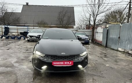 KIA K5, 2021 год, 2 750 000 рублей, 2 фотография