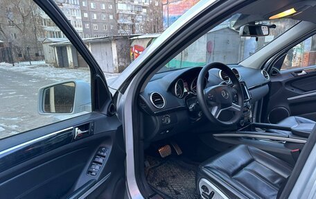 Mercedes-Benz GL-Класс, 2011 год, 2 600 000 рублей, 3 фотография