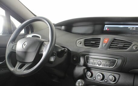 Renault Scenic III, 2009 год, 650 000 рублей, 9 фотография