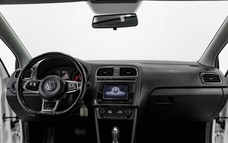 Volkswagen Polo VI (EU Market), 2019 год, 1 195 000 рублей, 14 фотография