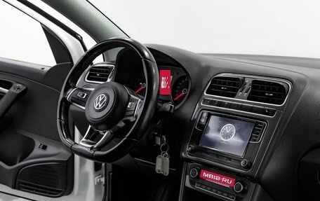 Volkswagen Polo VI (EU Market), 2019 год, 1 195 000 рублей, 21 фотография