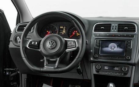 Volkswagen Polo VI (EU Market), 2018 год, 1 095 000 рублей, 12 фотография