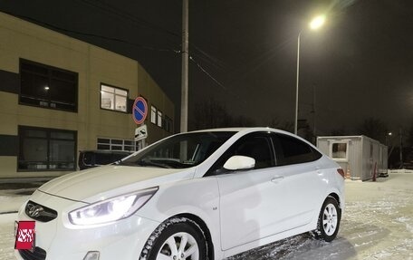 Hyundai Solaris II рестайлинг, 2013 год, 900 000 рублей, 10 фотография