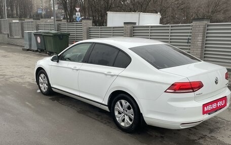 Volkswagen Passat B8 рестайлинг, 2016 год, 1 850 000 рублей, 7 фотография