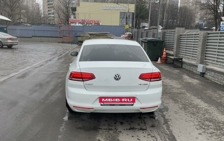 Volkswagen Passat B8 рестайлинг, 2016 год, 1 850 000 рублей, 6 фотография