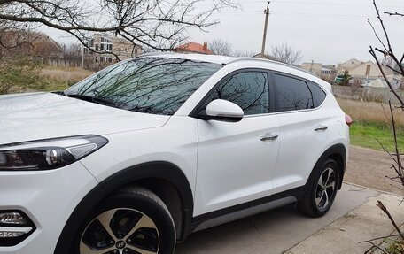 Hyundai Tucson III, 2018 год, 2 500 000 рублей, 3 фотография