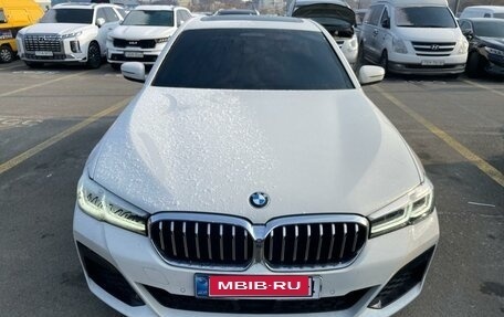 BMW 5 серия, 2021 год, 5 100 000 рублей, 2 фотография