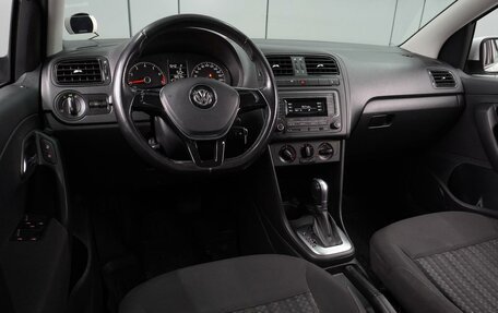 Volkswagen Polo VI (EU Market), 2017 год, 1 049 000 рублей, 6 фотография