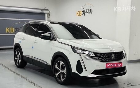 Peugeot 3008 II, 2022 год, 2 200 000 рублей, 1 фотография