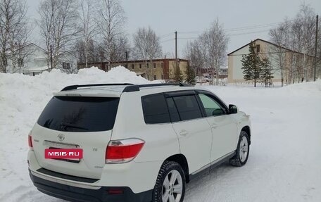 Toyota Highlander III, 2012 год, 2 250 000 рублей, 5 фотография