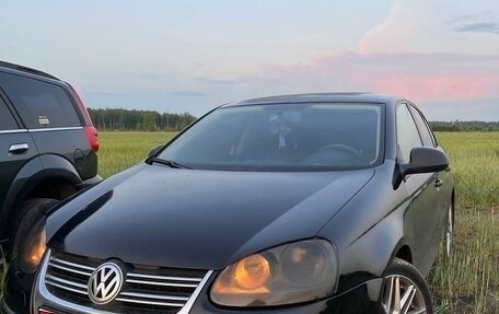 Volkswagen Jetta VI, 2010 год, 800 000 рублей, 1 фотография