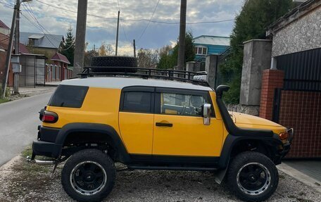 Toyota FJ Cruiser, 2006 год, 4 000 000 рублей, 15 фотография