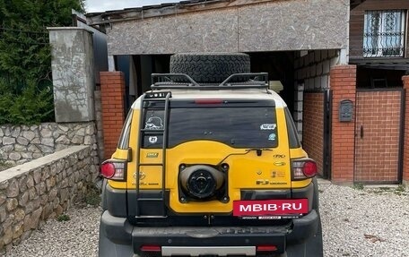 Toyota FJ Cruiser, 2006 год, 4 000 000 рублей, 12 фотография