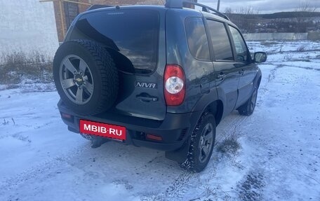 Chevrolet Niva I рестайлинг, 2016 год, 870 000 рублей, 2 фотография