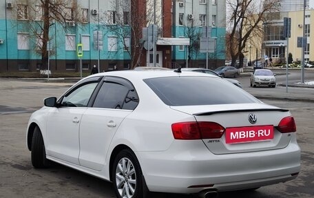 Volkswagen Jetta VI, 2014 год, 1 500 000 рублей, 5 фотография