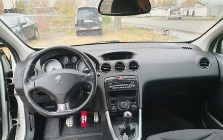 Peugeot 308 II, 2011 год, 690 000 рублей, 21 фотография