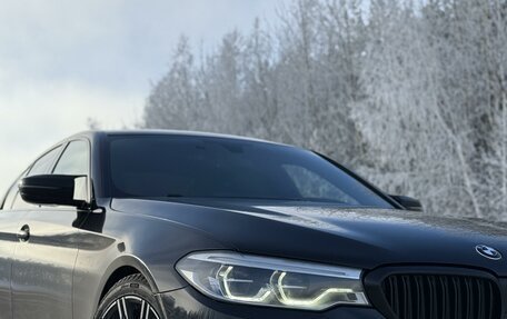 BMW 5 серия, 2019 год, 3 990 000 рублей, 2 фотография