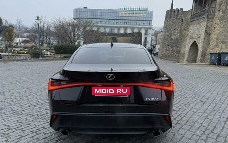 Lexus IS III, 2020 год, 3 850 000 рублей, 6 фотография