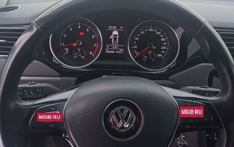 Volkswagen Jetta VI, 2016 год, 1 300 000 рублей, 11 фотография